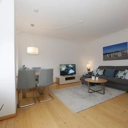 Brise Chrissi App 10 *